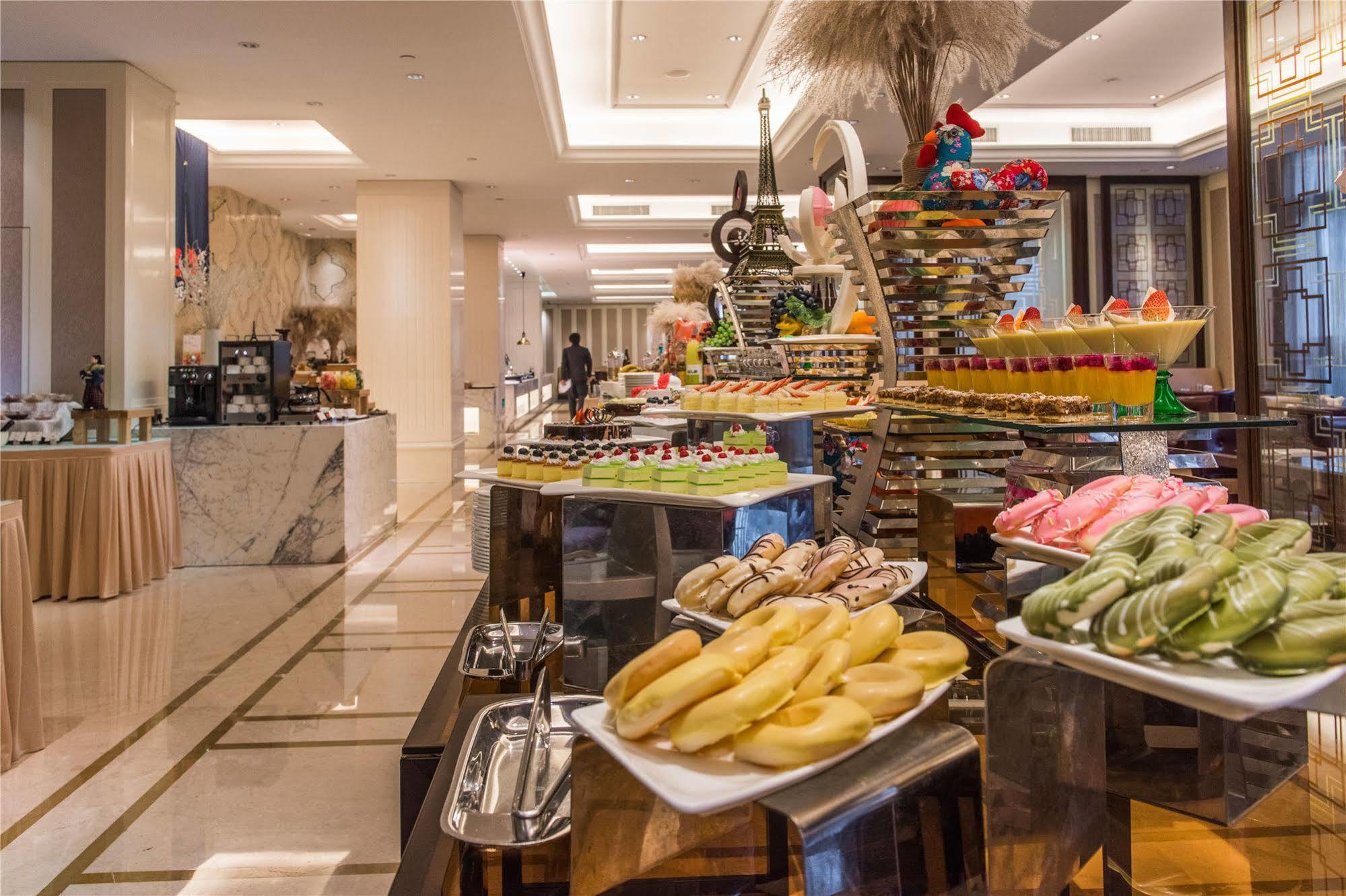 Haining Grand Palace Resort Джасинг Екстериор снимка